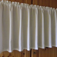 Scheibengardinen 2 aus schneeweißer Baumwolle