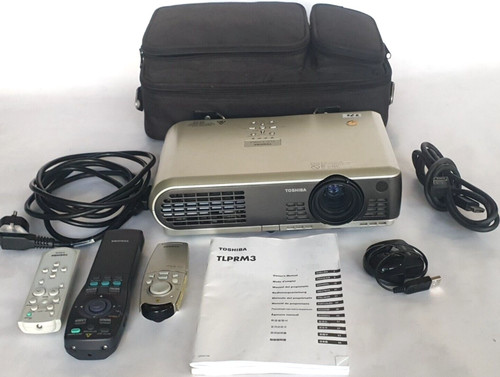 Toshiba tlp t70m 3lcd - toshiba, tlp-t70m