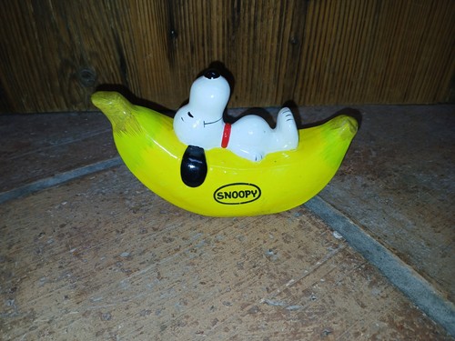 Snoopy peanuts spardose laying - peanuts,