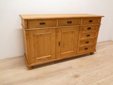 schöne große Kommode-Anrichte im Landhausstil in Weichholz massiv