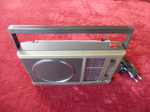 Grundig tragbares - grundig,