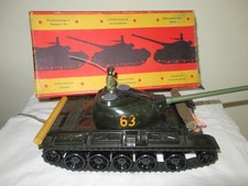 Panzer T 54-NVA mit
