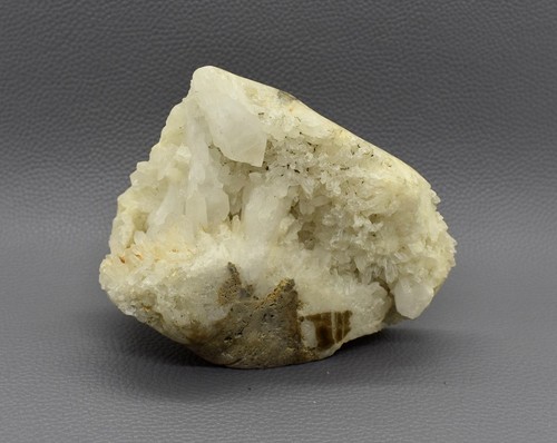 Bergkristall geode druse mit - bergkristall,