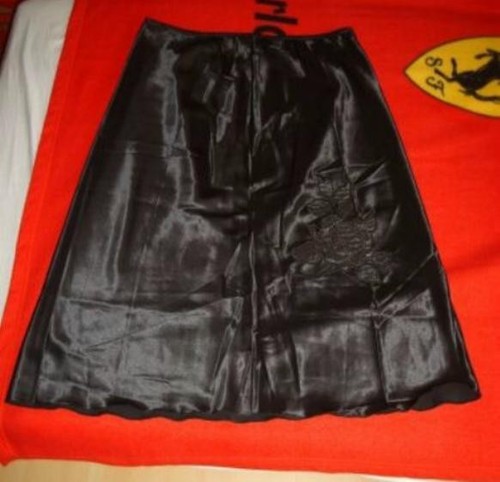 Schwarzer satin rock - rock, "modern