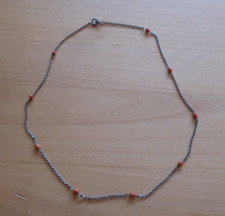 silberne Kette mit