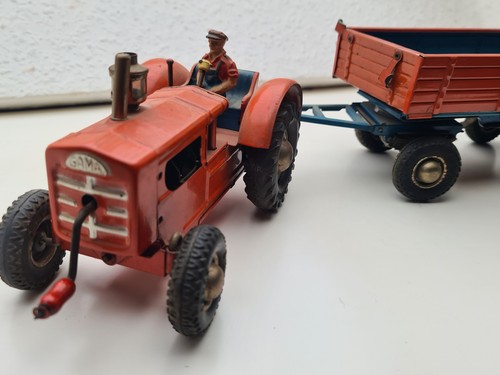Blechspielzeug traktor mit - blechspielzeug,