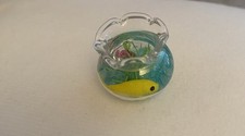 Fischglas für das Puppenhaus,1:12,mit Fisch