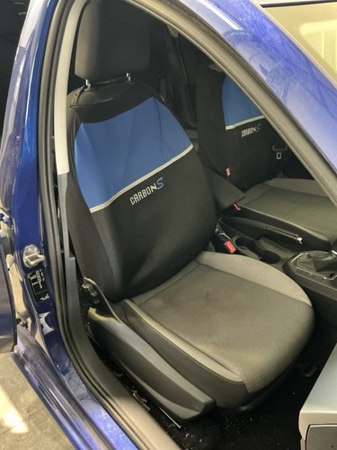 Sitz vorne rechts seat - seat, v