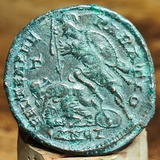 Constantius II Maiorina mit