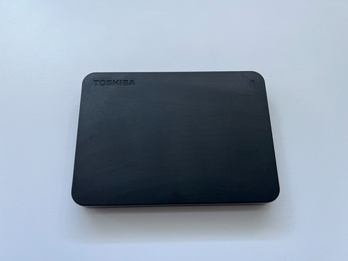 Toshiba canvio basics tb - toshiba, 1
