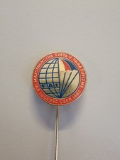 1982 Parachute World Championships Czechoslowakia Skydiving Red Pin Badge