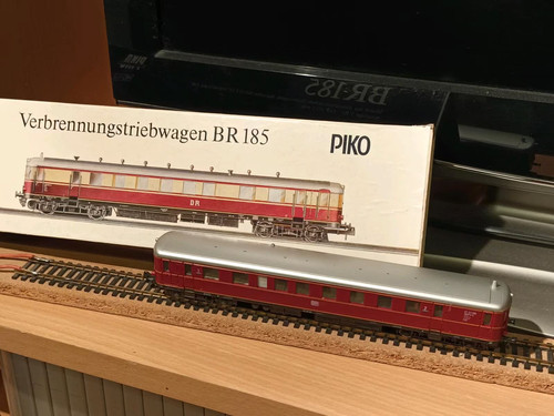Triebwagen 185 piko h0 - 185,, piko.