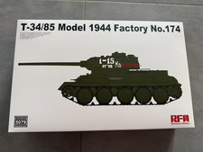 Ryefield Model RM-5079  T-34/85 Model 1944 Factory No.174 1:35