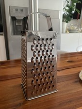 Ikea Idealisk Reibe , Reibeisen / Edelstahl, Silber,24cm.Hx10cm.Lx8cm.B