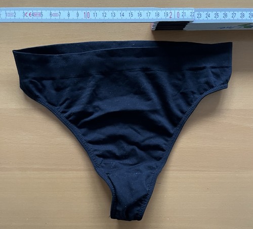 String schwarz größe von - string,