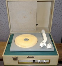 Funkwerk Zittau - Plattenspieler P15 mit Röhrenverstärker, 1965, RFT, DDR