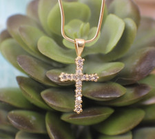 Massiver 10K Gelbgold Diamant Kreuz Anhänger funkelnd Erstkommunion