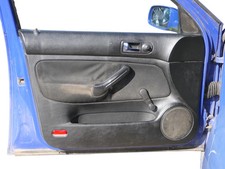 1x Golf 4 Bora Türverkleidung