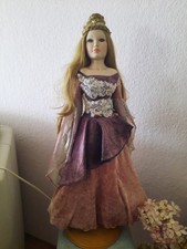 Porzellankopfpuppe mit