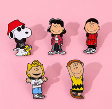 5 x Pin, Badge, Anstecker