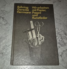 Wir arbeiten mit Papier, Pappe
