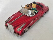 Aus einer Auflösung: tolles altes Vintage-Spielzeugauto ME630