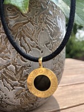 Bvlgari Bulgari Anhänger/Tondo mit Onyx 750er Gelbgold/Edelstahl u.Lederkette