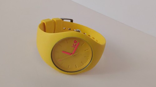 Ice watch ola - ola, neon