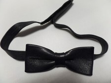 Hochwertige Lederfliege Kragenfliege schwarz