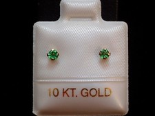 Feinste Tsavorit Ohrstecker -