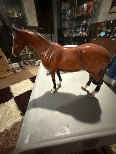 Beswick braun glänzend