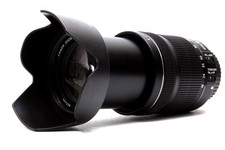 Canon EF-S 18-135mm f/3.5-5.6