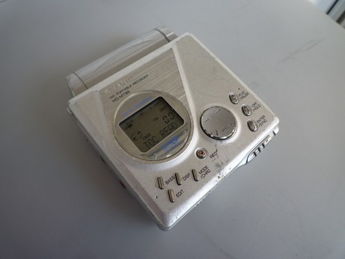 Sharp minidisk player 99 - md-mt,