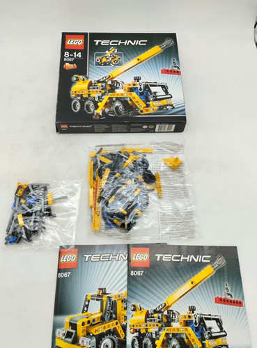 Lego 8067 mini mobile crane - lego,