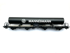Märklin  Transportwagen , 2  zweiachsige Waggons mit Mannesmann Röhre  (Metall)