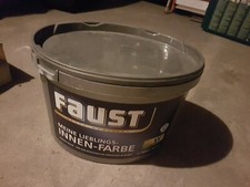 NEU,FAUST-Wandfarbe