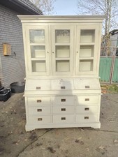 Außergewöhnlicher Esszimmerschrank mit viel Stauraum 2-teilig