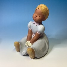 Singer Engel Jullar Spain