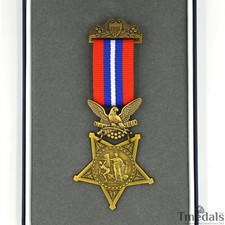 CASED U.S. USA Medal of Honor