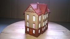 Vollmer gebaut 1:87 HO - Gebäude - Wohnhaus/Bahnwärterhaus am Bahndamm #104#