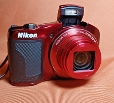 Nikon Coolpix L610 Digitalkamera, 16 Megapixel, 14-fach opt. Zoom - Top-Zustand