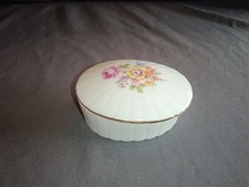 Porzellan Dose mit Deckel