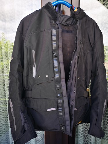 Neuwertige motorradjacke - neuwertige,