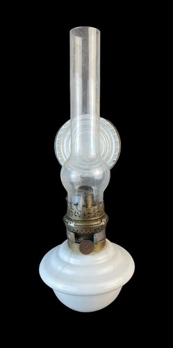 Antike petroleumlampe opal - antike,