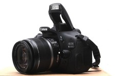 Canon EOS 600D 18 MP Full HD