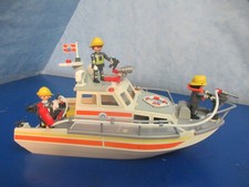 5540 Feuerwehr Rettungskreuzer