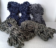 Heunetze multicolor, für ca. 4 bis 6 kg, Maschenweite ca. 5x5cm Marke QHP