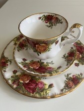 Royal Albert Old Country Roses