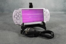 Sony PlayStation Portable Spielkonsole - weiß (3004) mit Kabel TOP Zustand