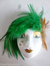 Maske Porzellan Frauengesicht mit echten Federschmuck mit Aufhängung  